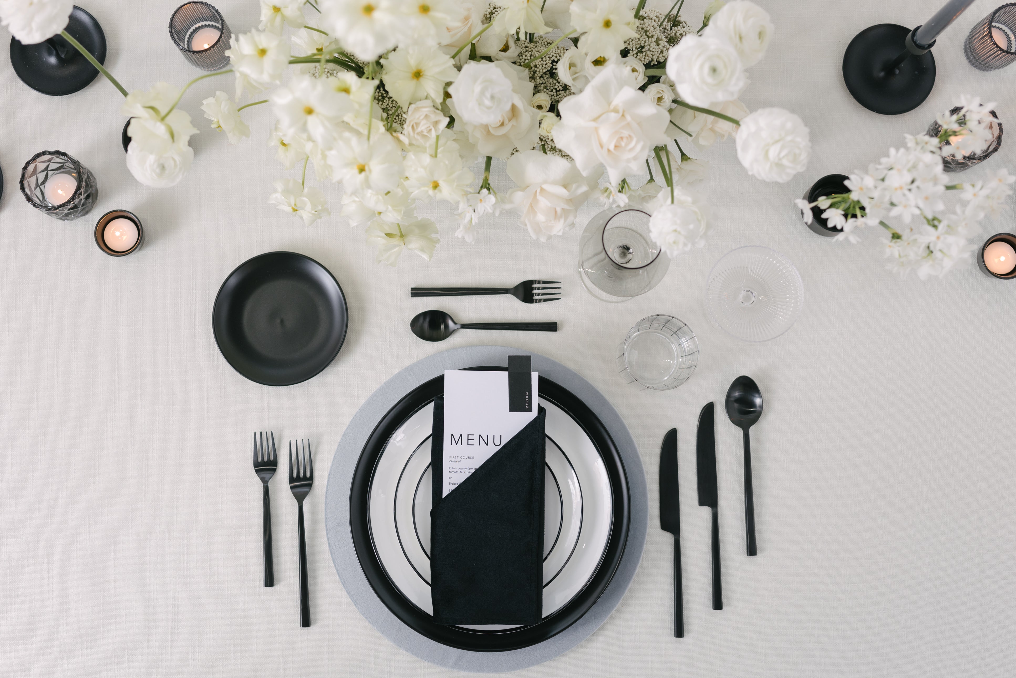 Which Tablescape Are You? Table Tales