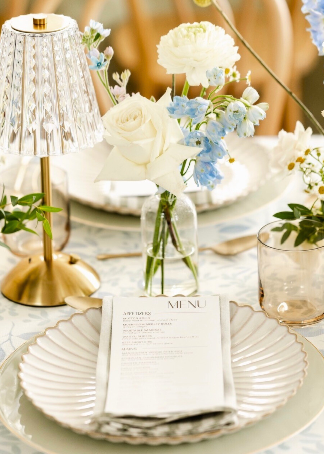 Petal Dinner Plate – Table Tales