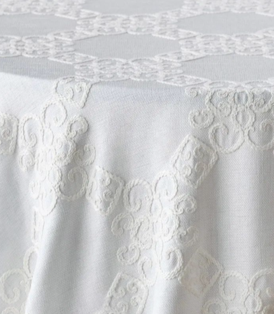 Embroidered Jacquard Linen 108"x156" Buffet