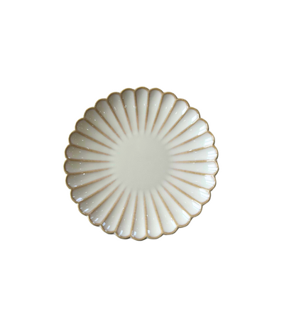 white bread plate with scalloped petal shape
