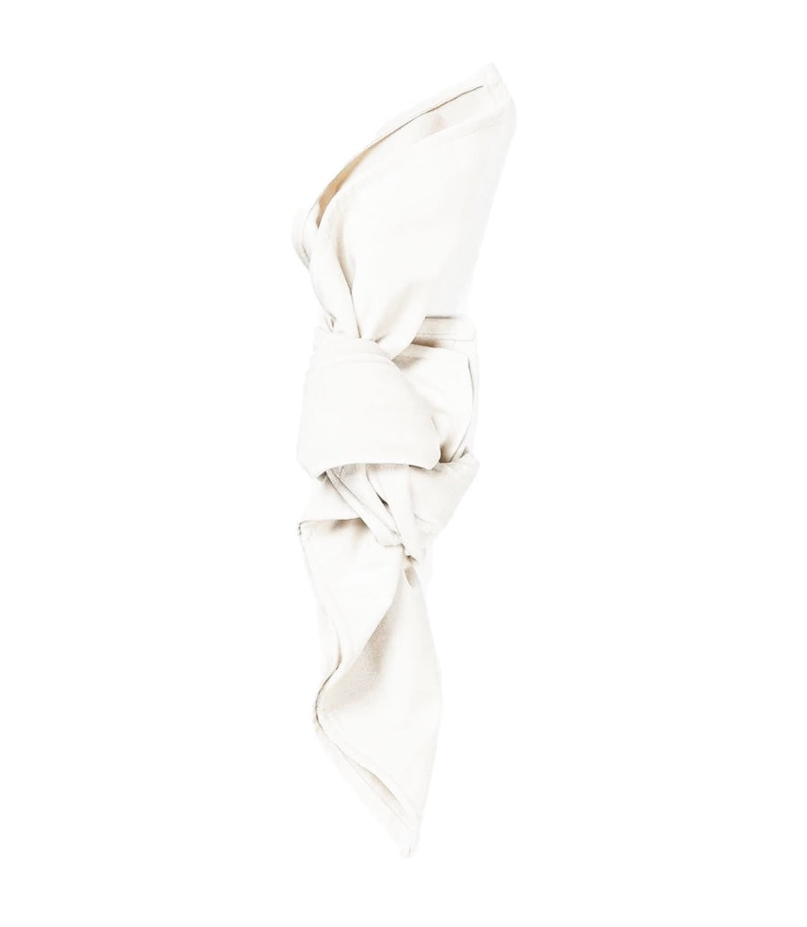 white velvet textured napkin
