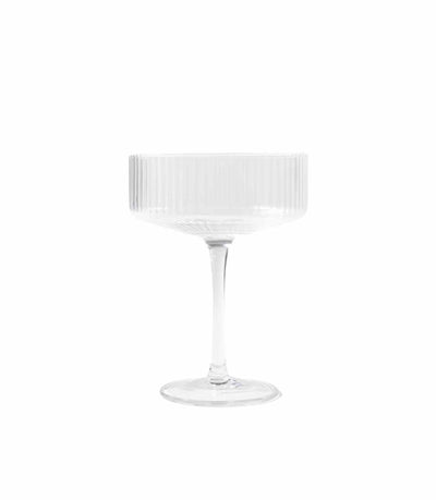 clear flat-rimmed coupe with ribbed texture all around the glass